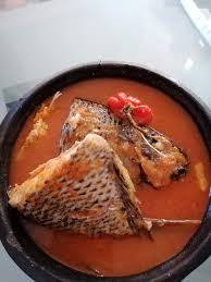 Soupe de carpe avec attieke/riz
